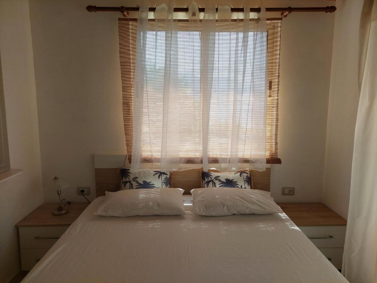 Qeparo Antonio Rooms Εξωτερικό φωτογραφία
