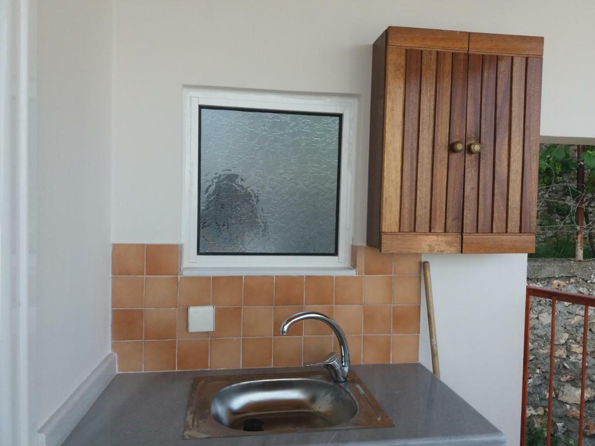 Qeparo Antonio Rooms Εξωτερικό φωτογραφία